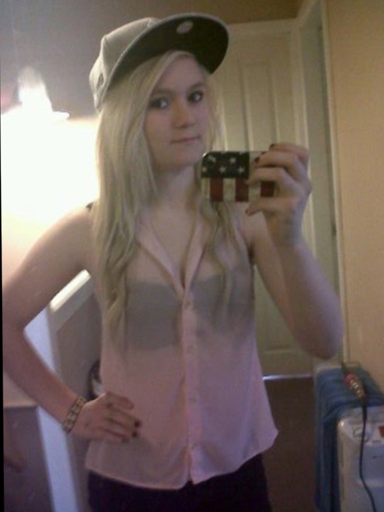 Curled bottoms of my hair,turned out okay:D